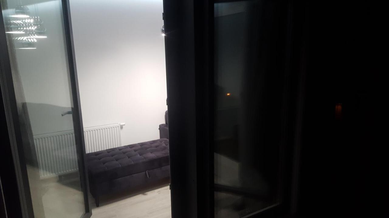Apartament Skarbowa 2 & Parking Leszno  Exteriör bild