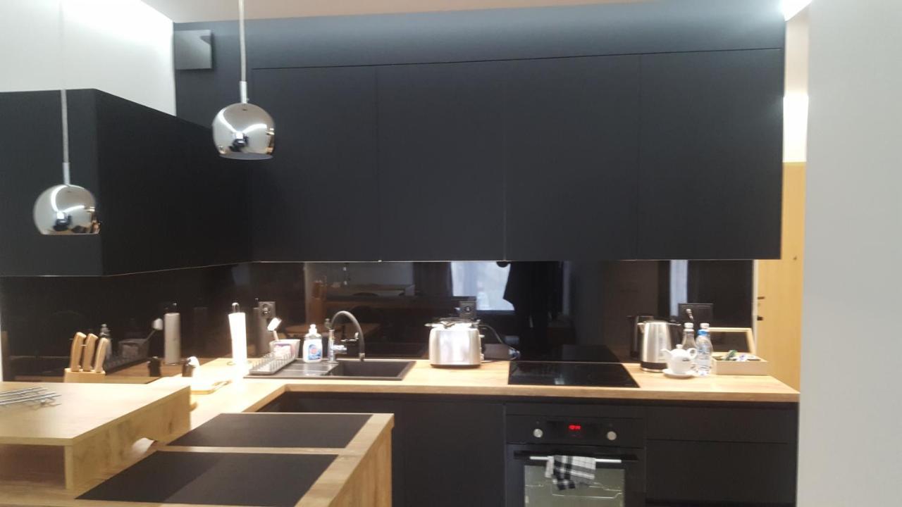 Apartament Skarbowa 2 & Parking Leszno  Exteriör bild