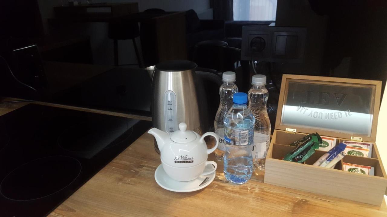 Apartament Skarbowa 2 & Parking Leszno  Exteriör bild
